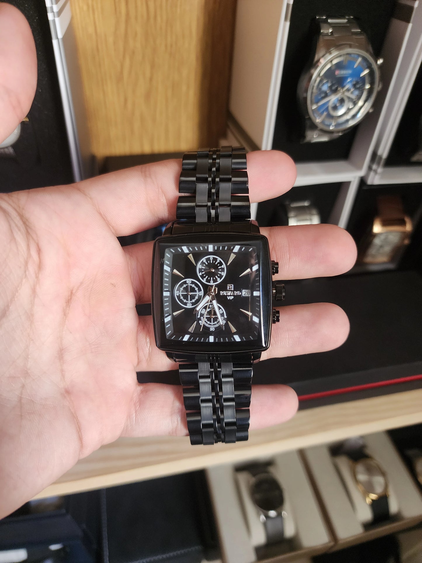 Reward Black steel