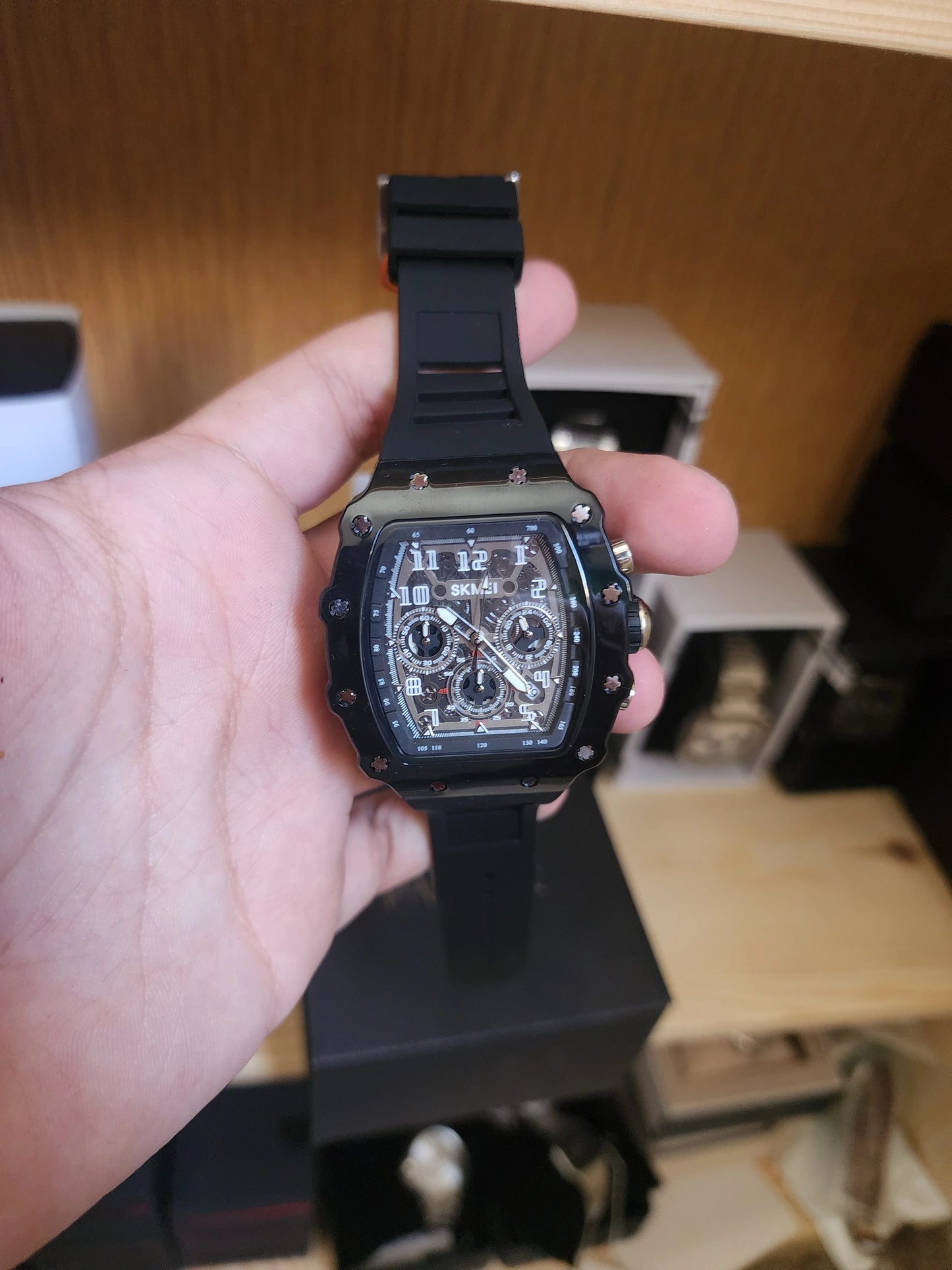 Skmei large black silicone
