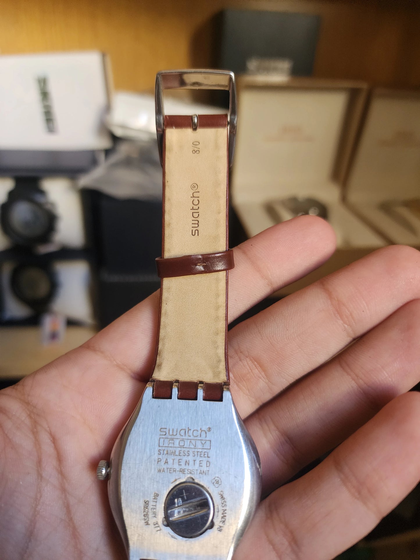 Swatch brown bracelet YS