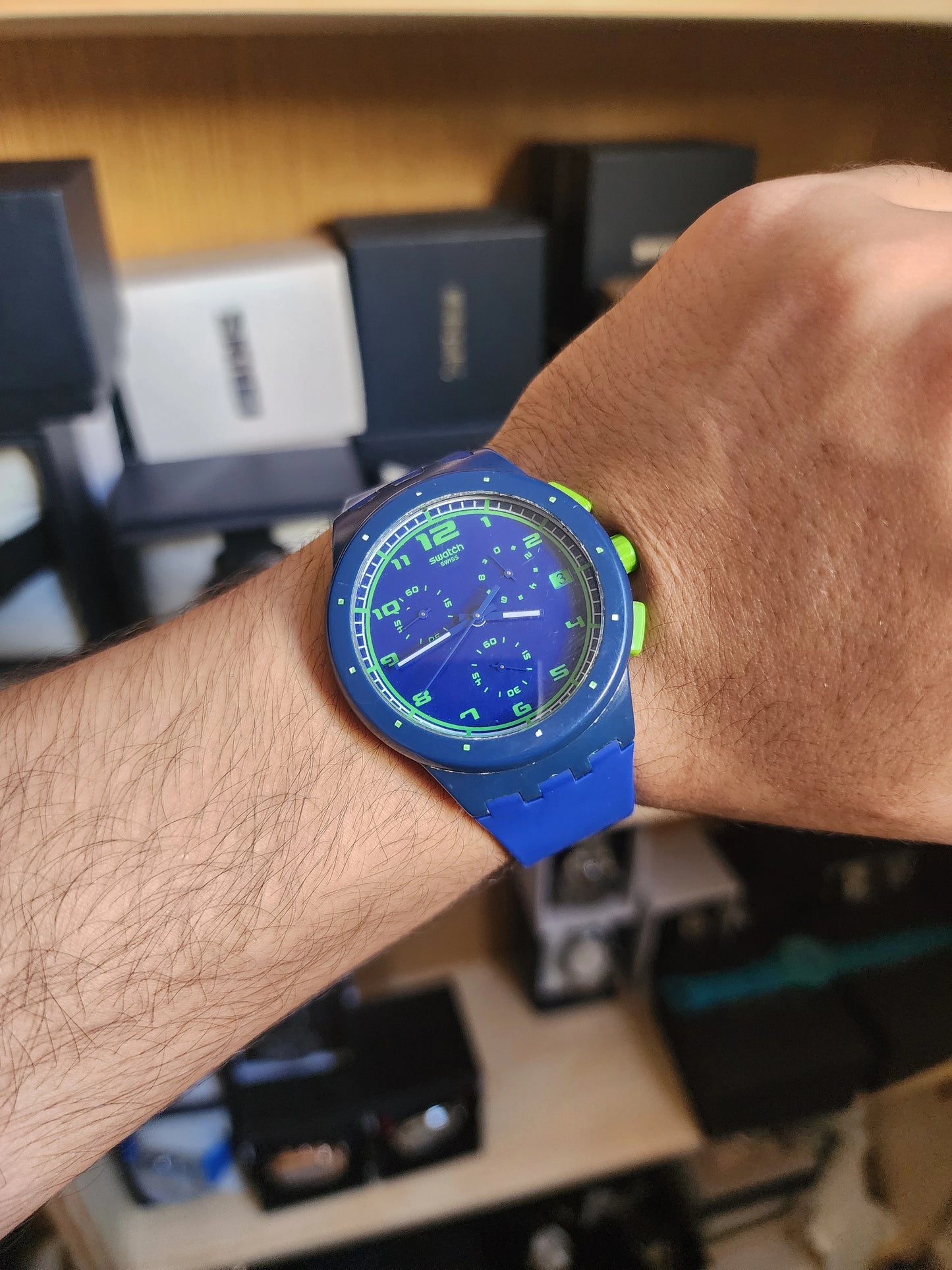 Swatch acid blue green touch