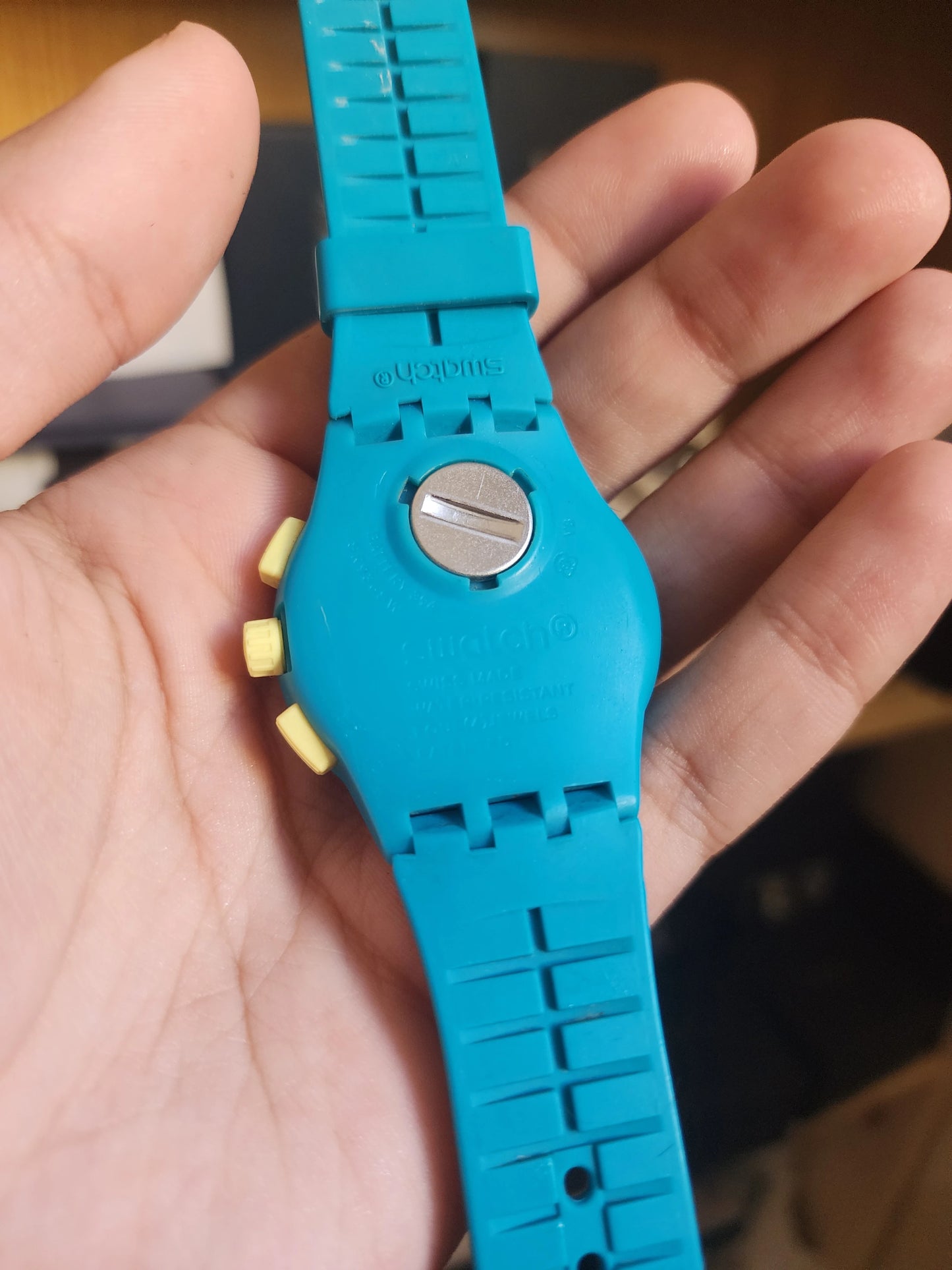 Swatch acid light blue