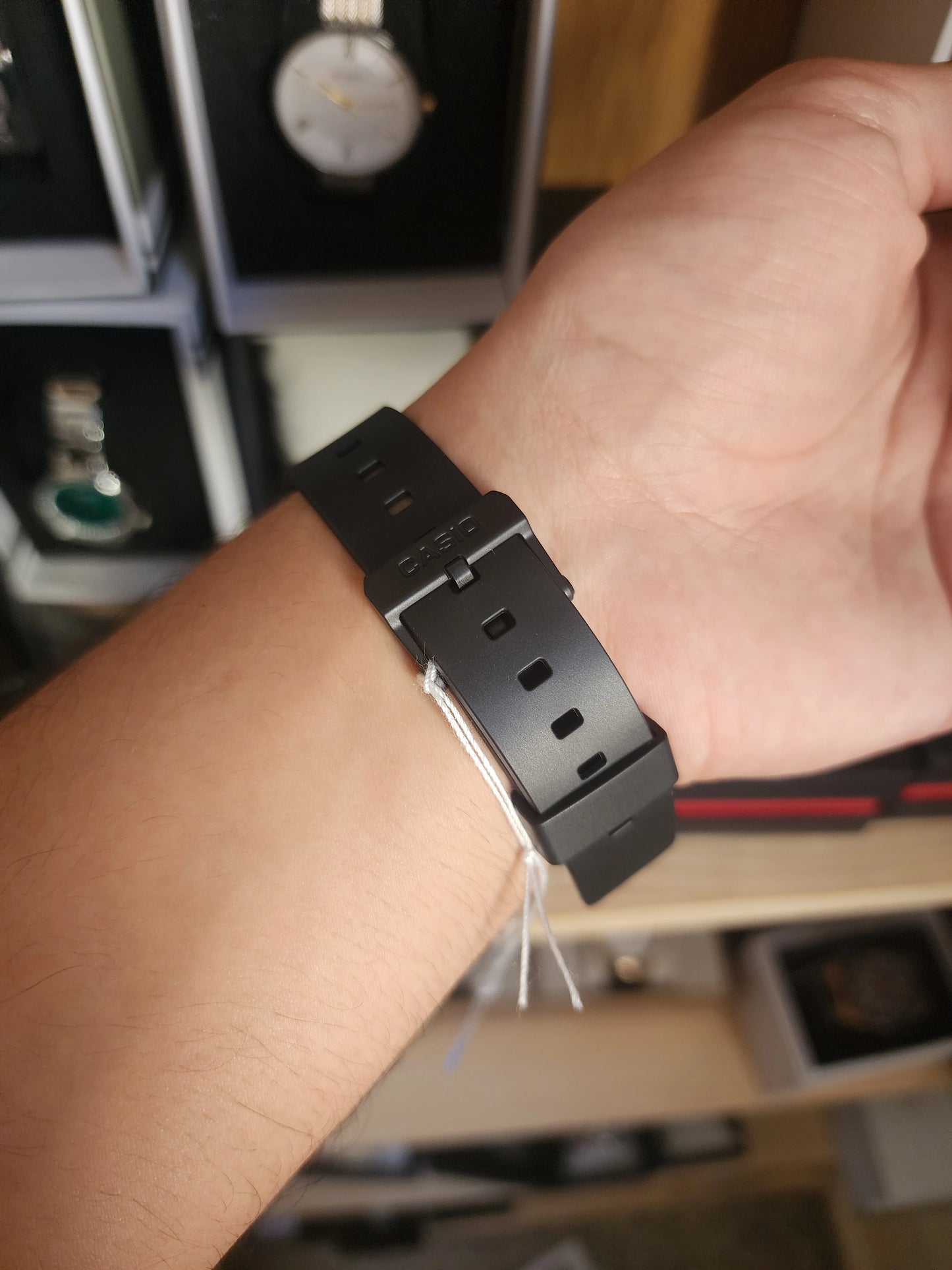 Casio MRW 200H black