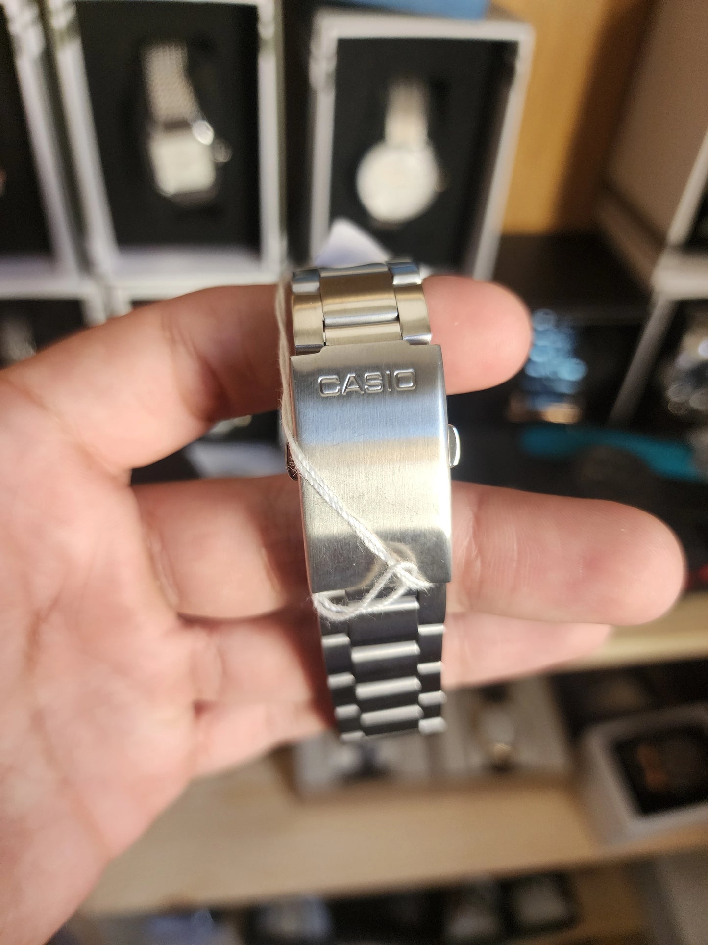 Casio MRW 200HD steel white dial