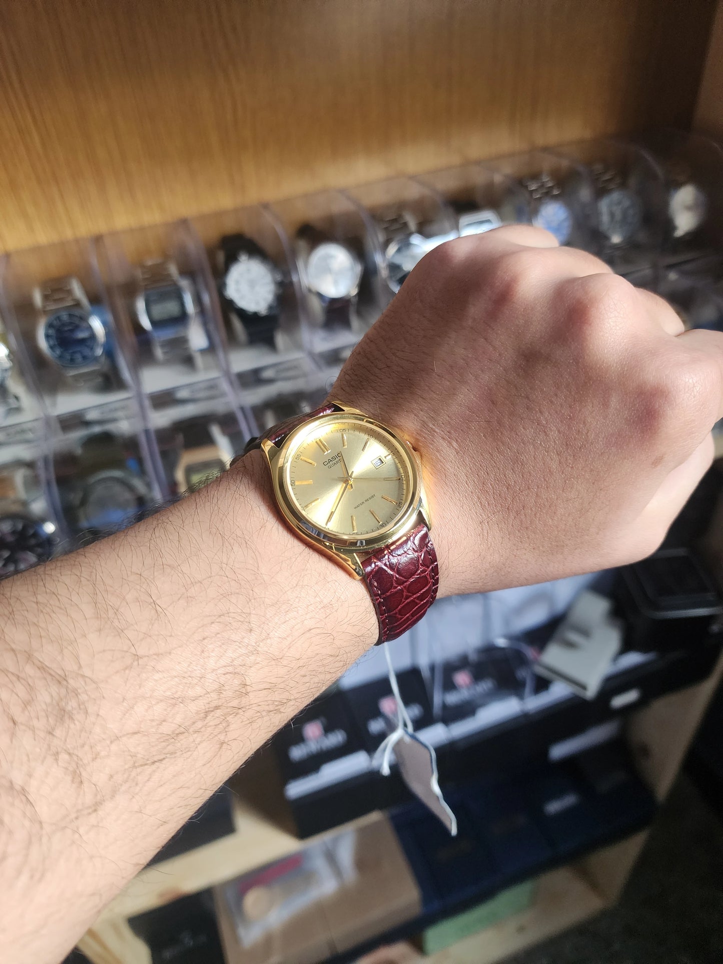 Casio MTP 1183Q vintage croco