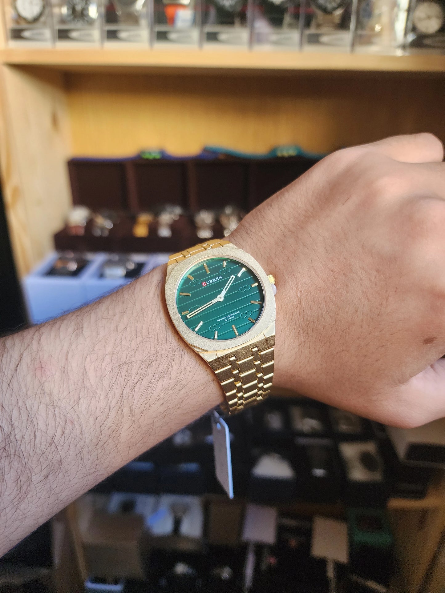 Curren vintage design green dial