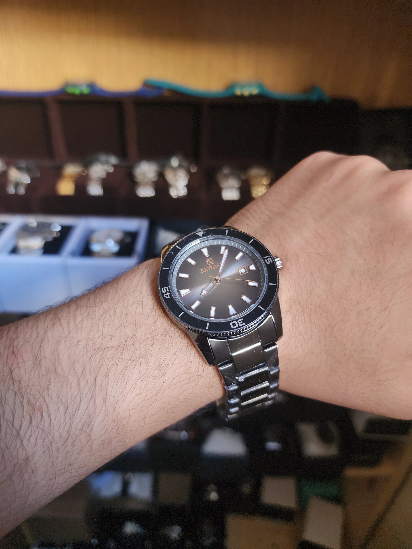 REWARD full black double bezel