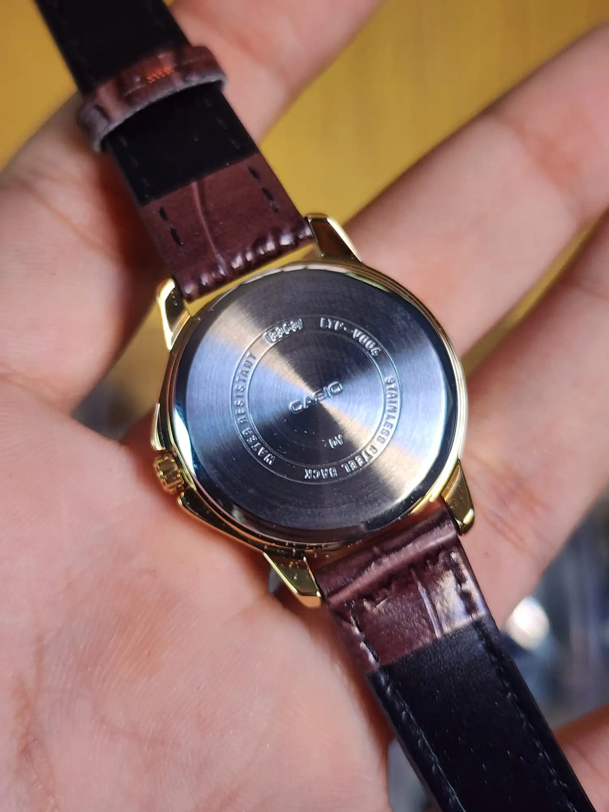 Casio women LTP v004 leather
