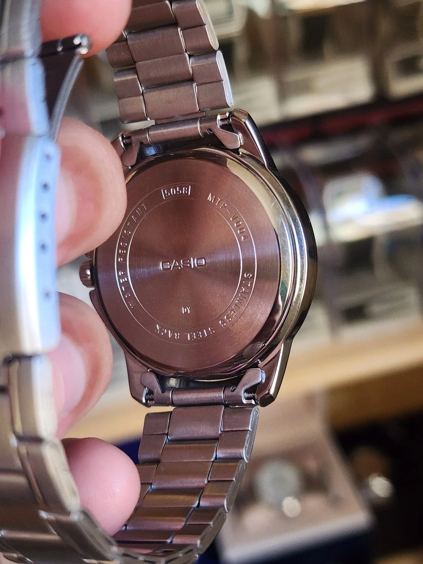 Casio mtp v004 grey dial