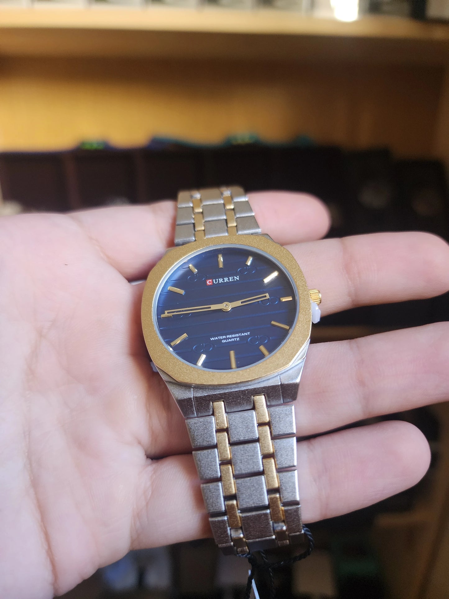 Curren vintage design two tonr blue dial
