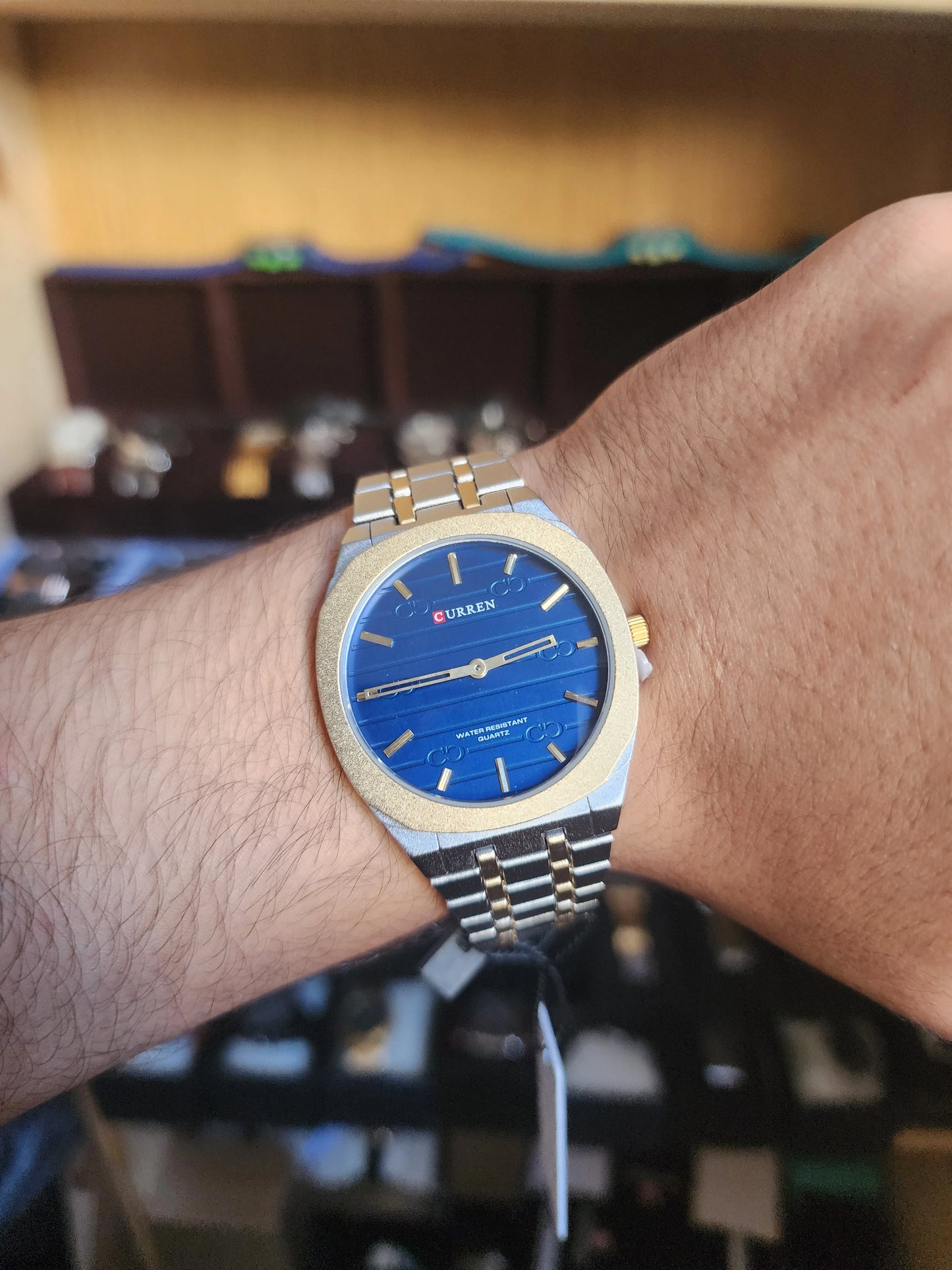 Curren vintage design two tonr blue dial