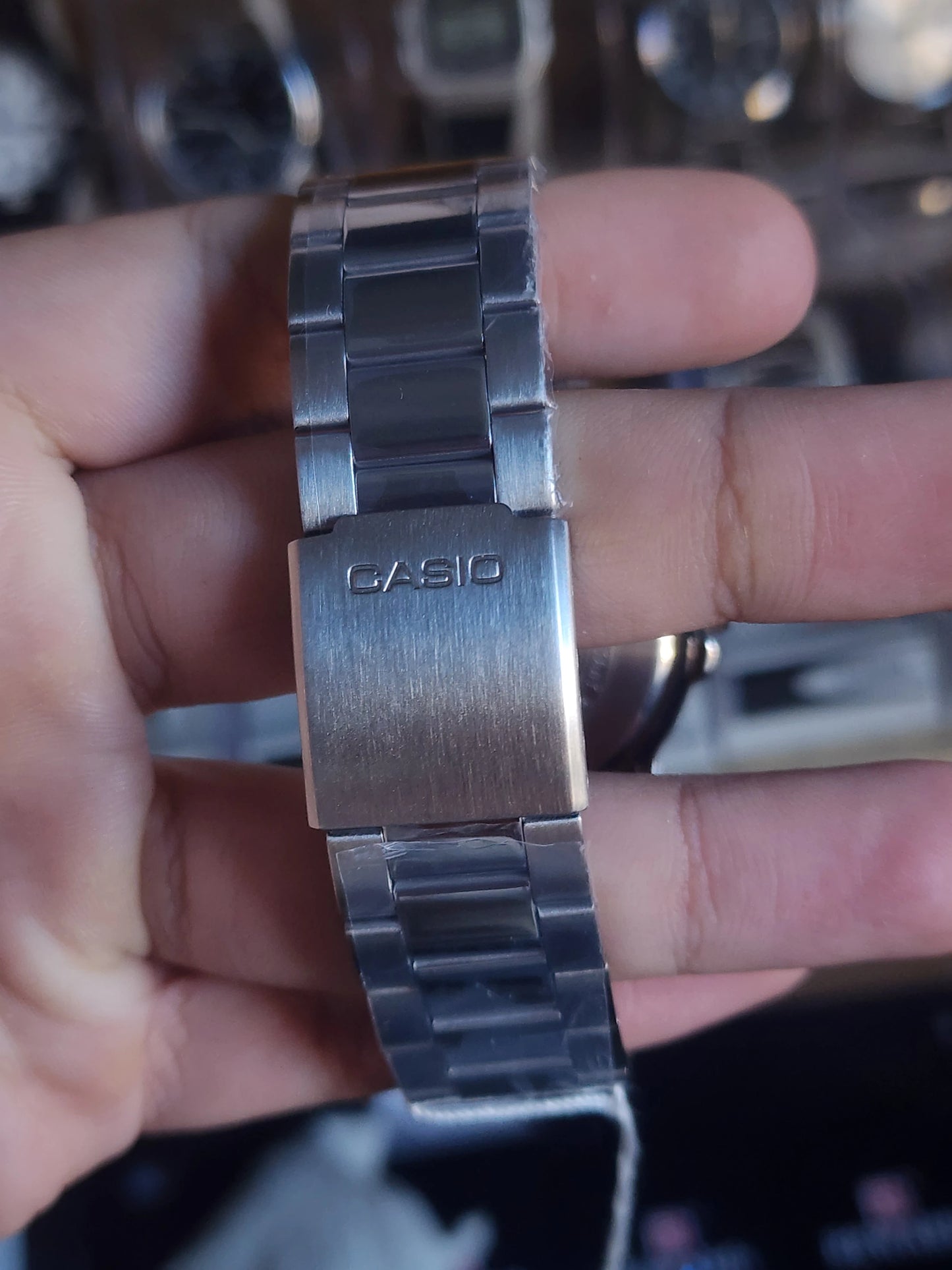 Casio MTP VD01 large