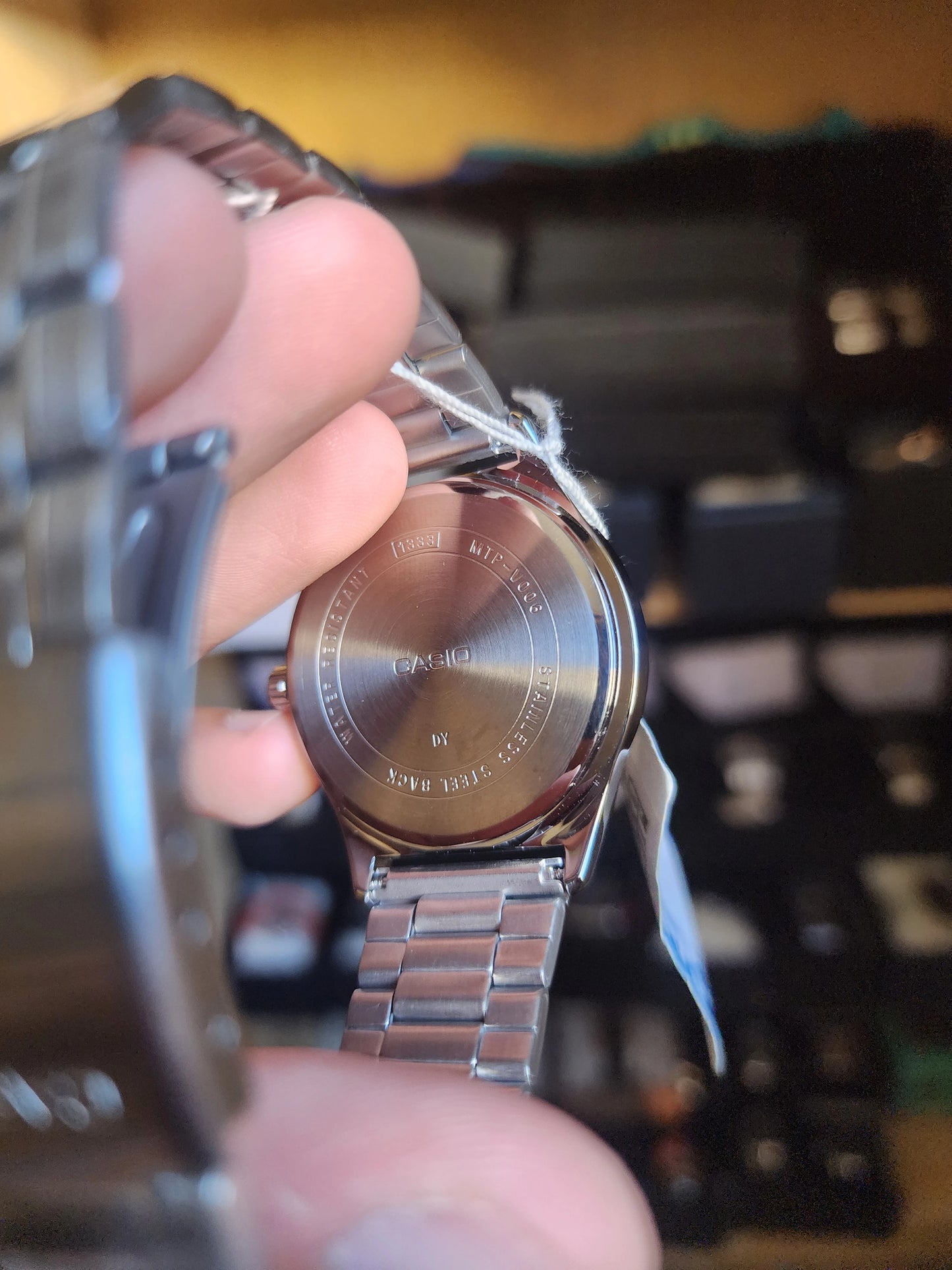 CASIO mtp v006D