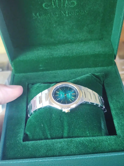 MIKHAIL women slim green ombre dial
