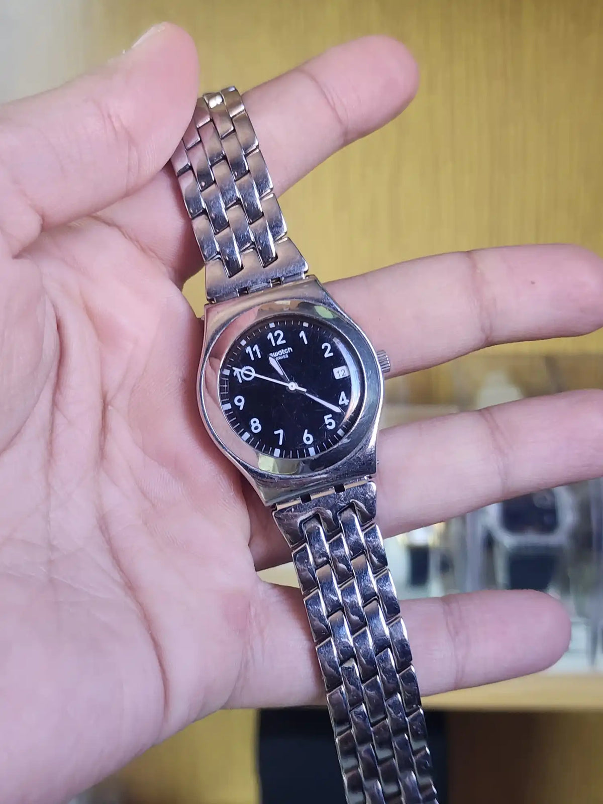 Swatch women black dial