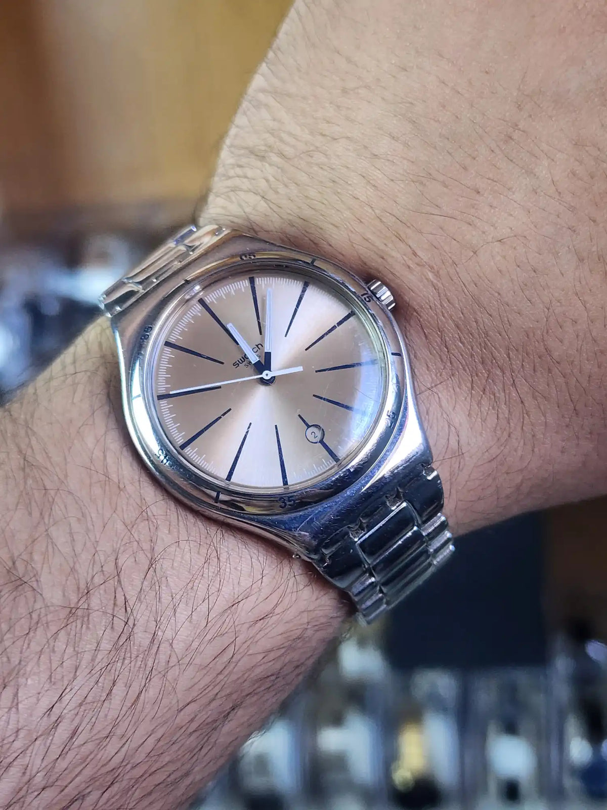Swatch large light gold dial