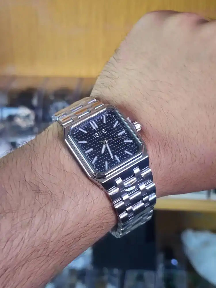 Ieke dumont black dial