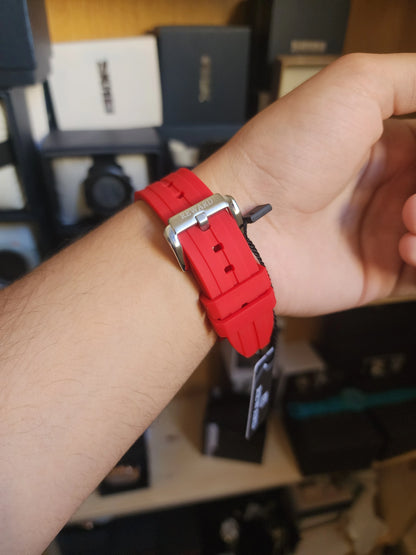Reward red silicone bracelet