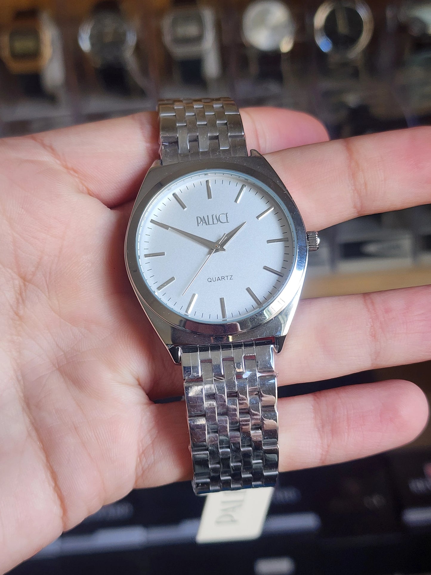 Palesce original white