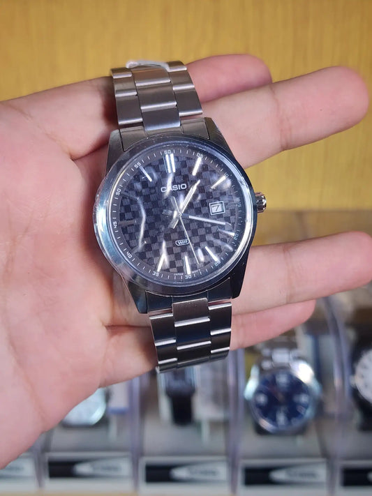 Casio MTP vd03 black dial chess