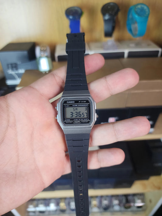 Casio f91w dark grey