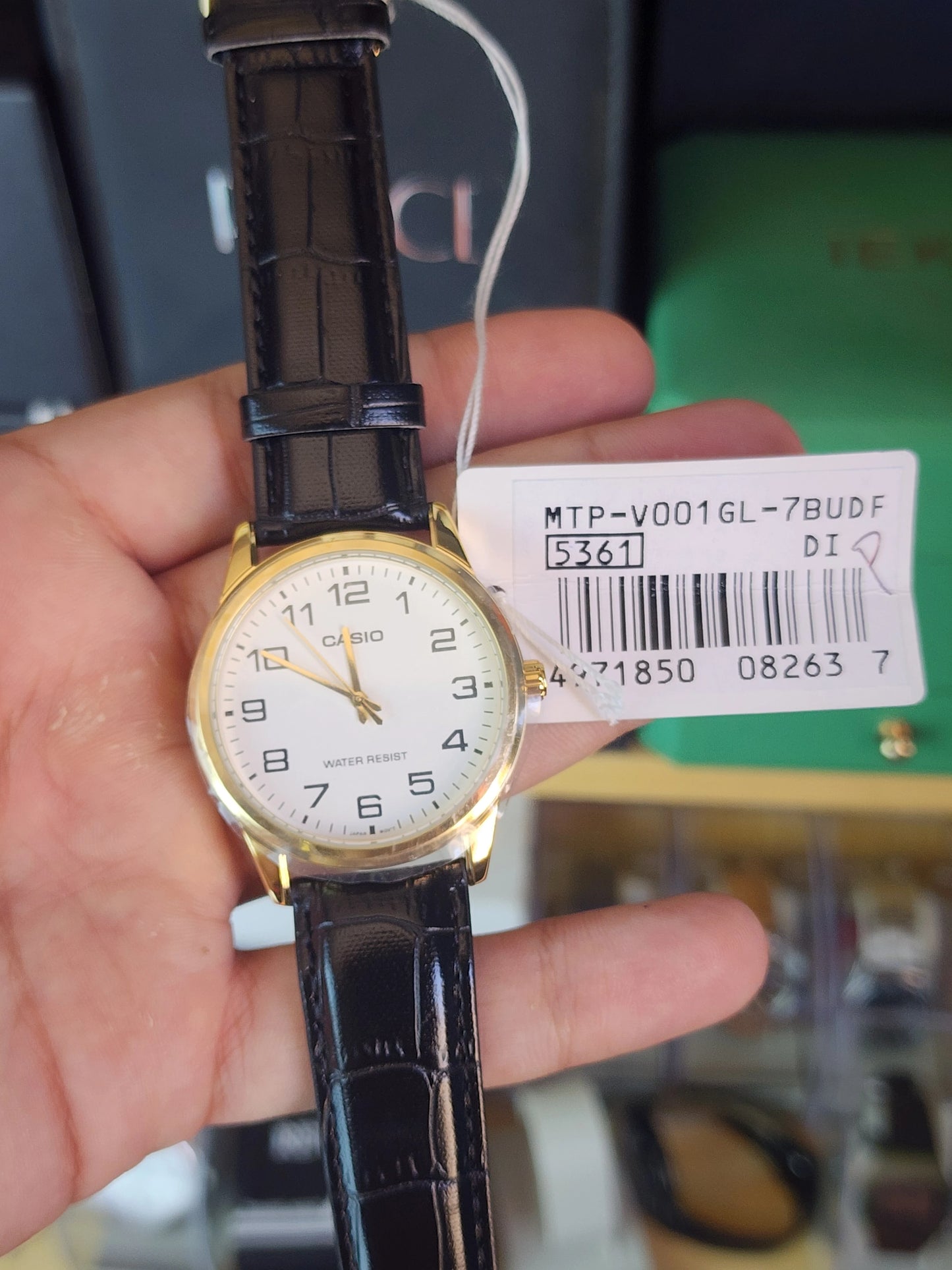 MTP V001 vintage leather gold