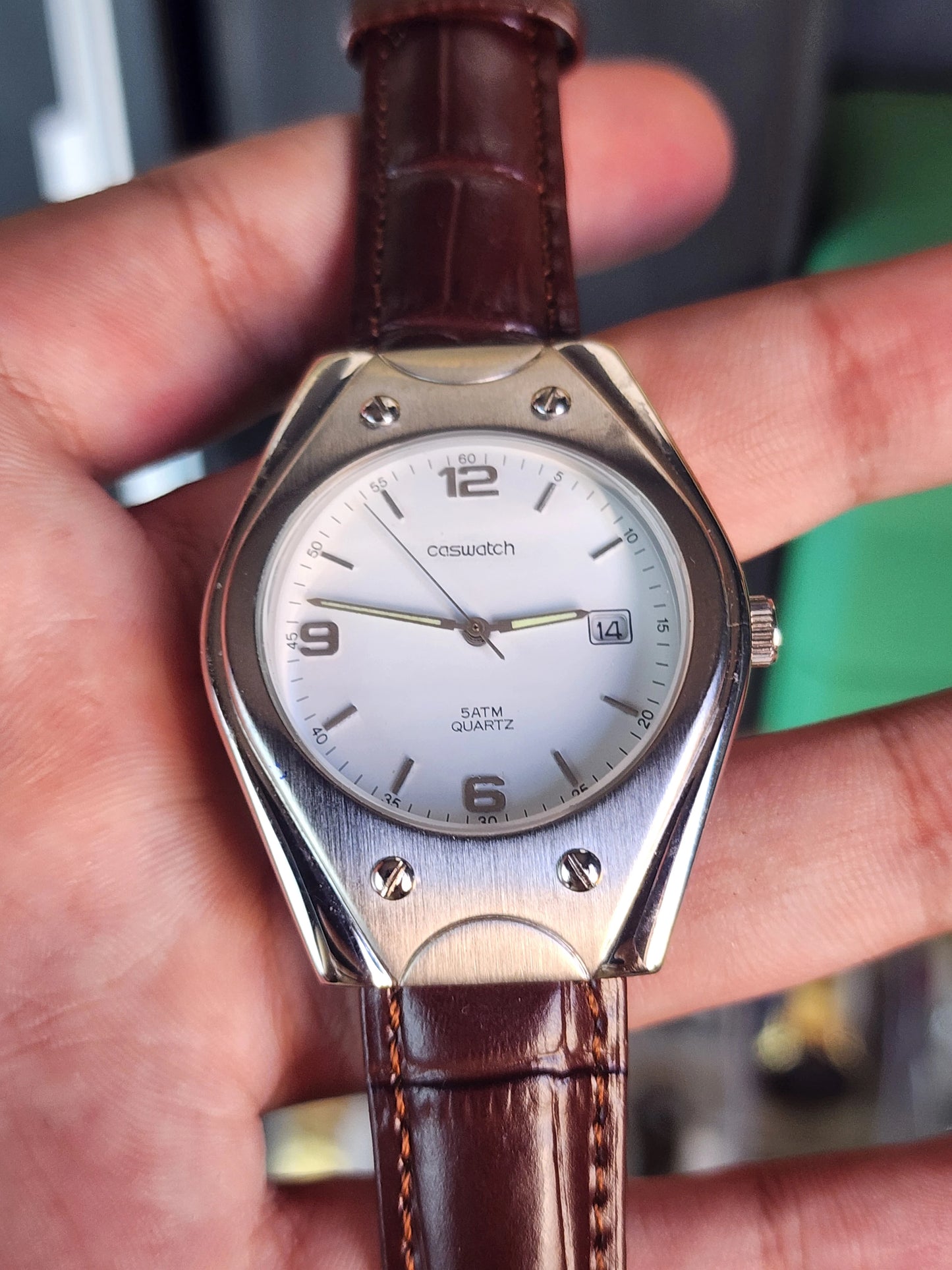 Coswatch brown leather ovale