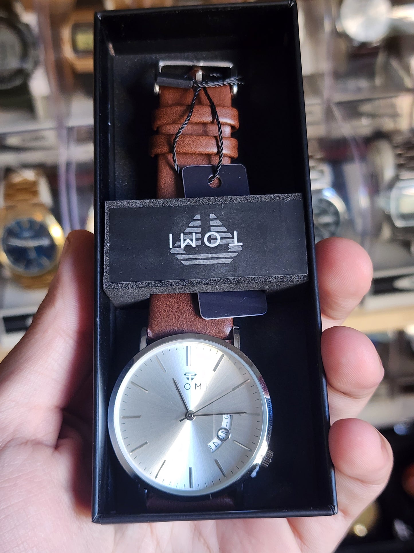 TOMI brown leather silver case