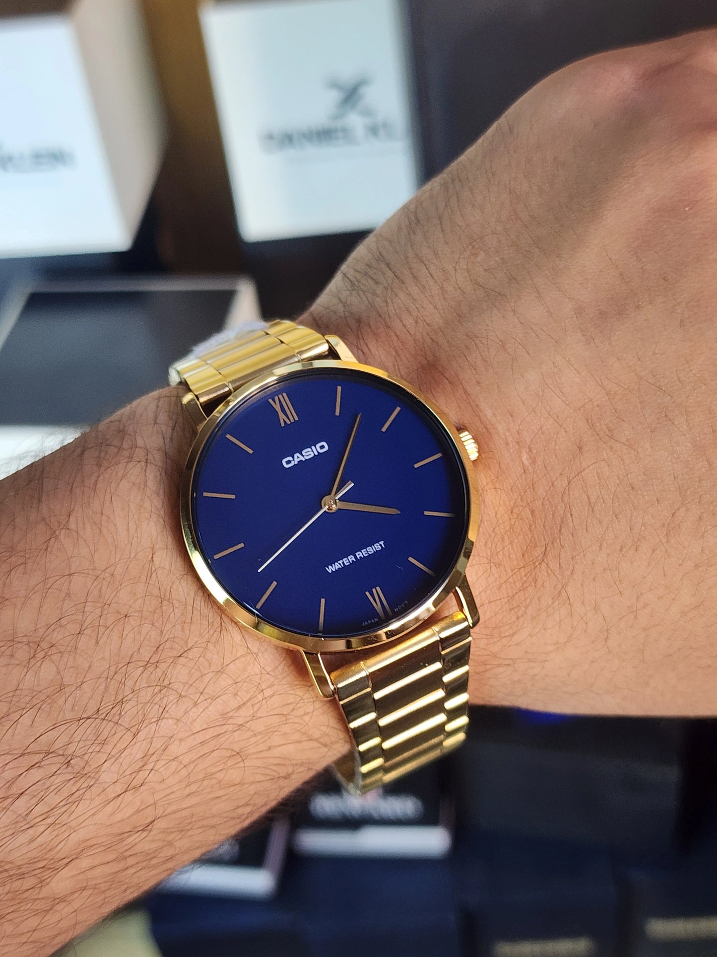 Casio mtp v1016 blue dial