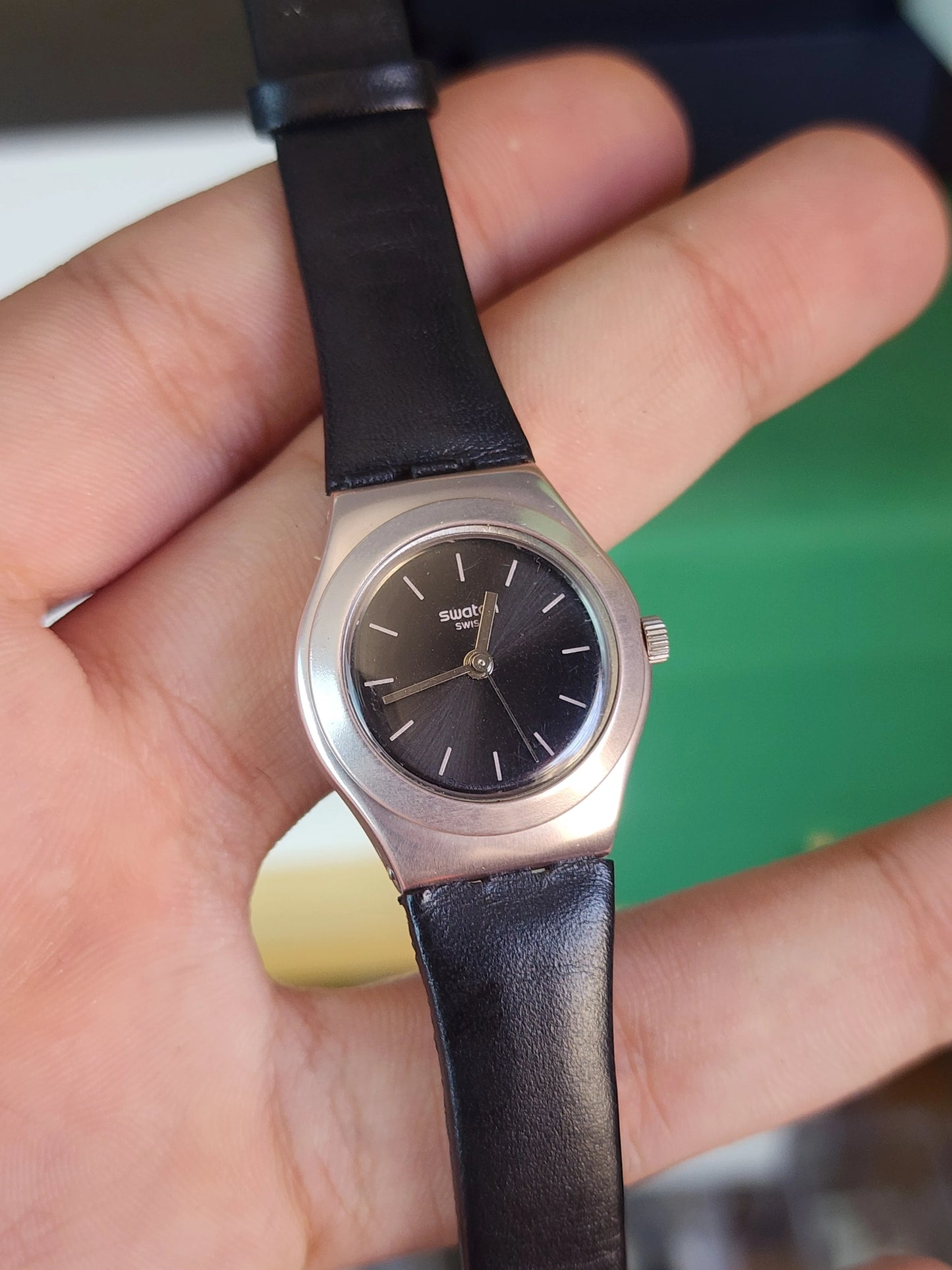 Swatch leather rose case women