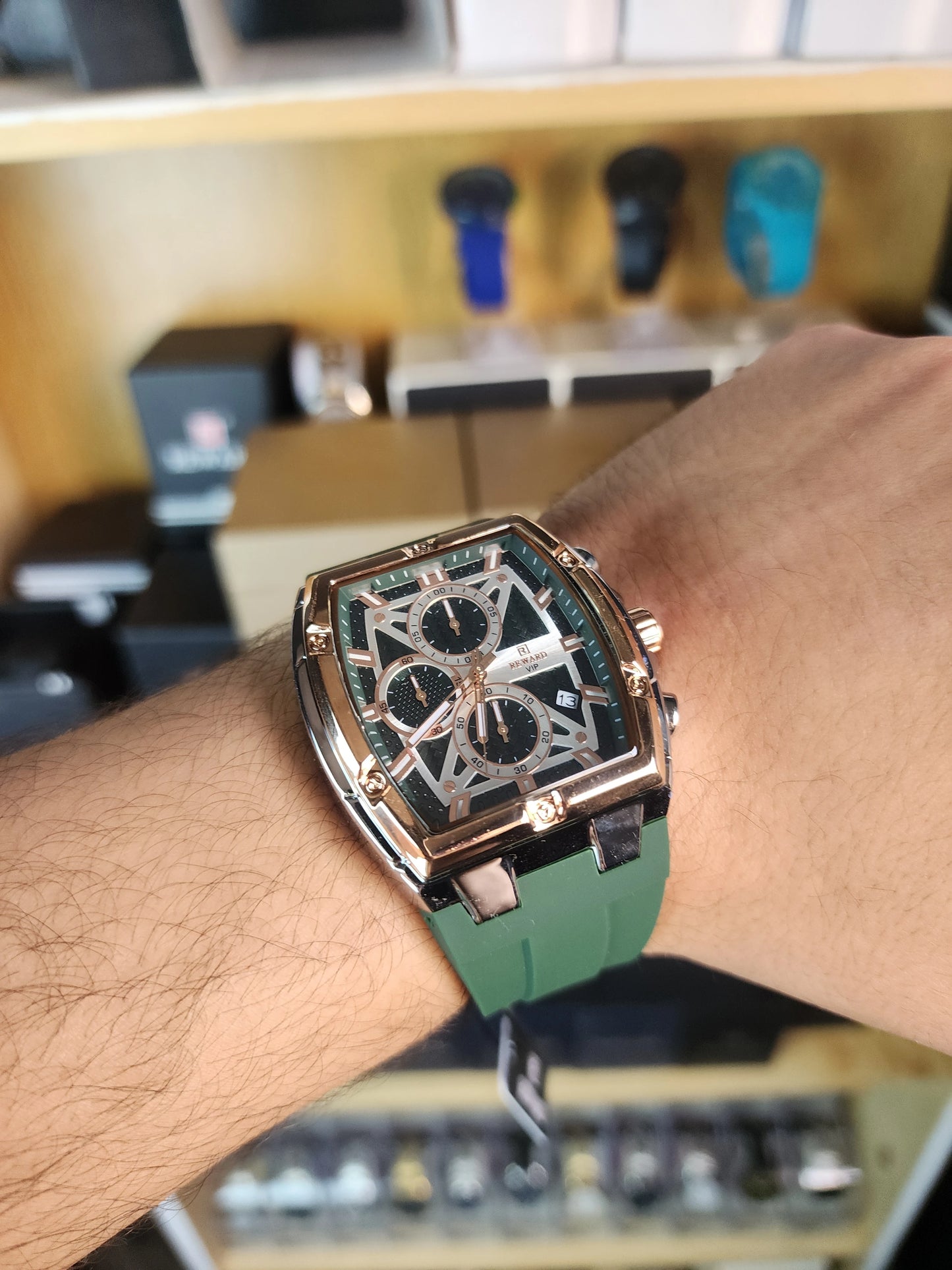 Reward large green silicone strap