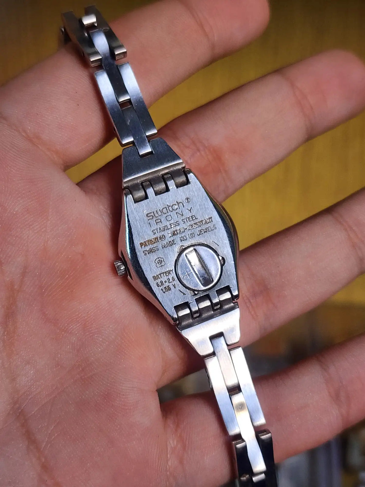 Swatch women pink dial