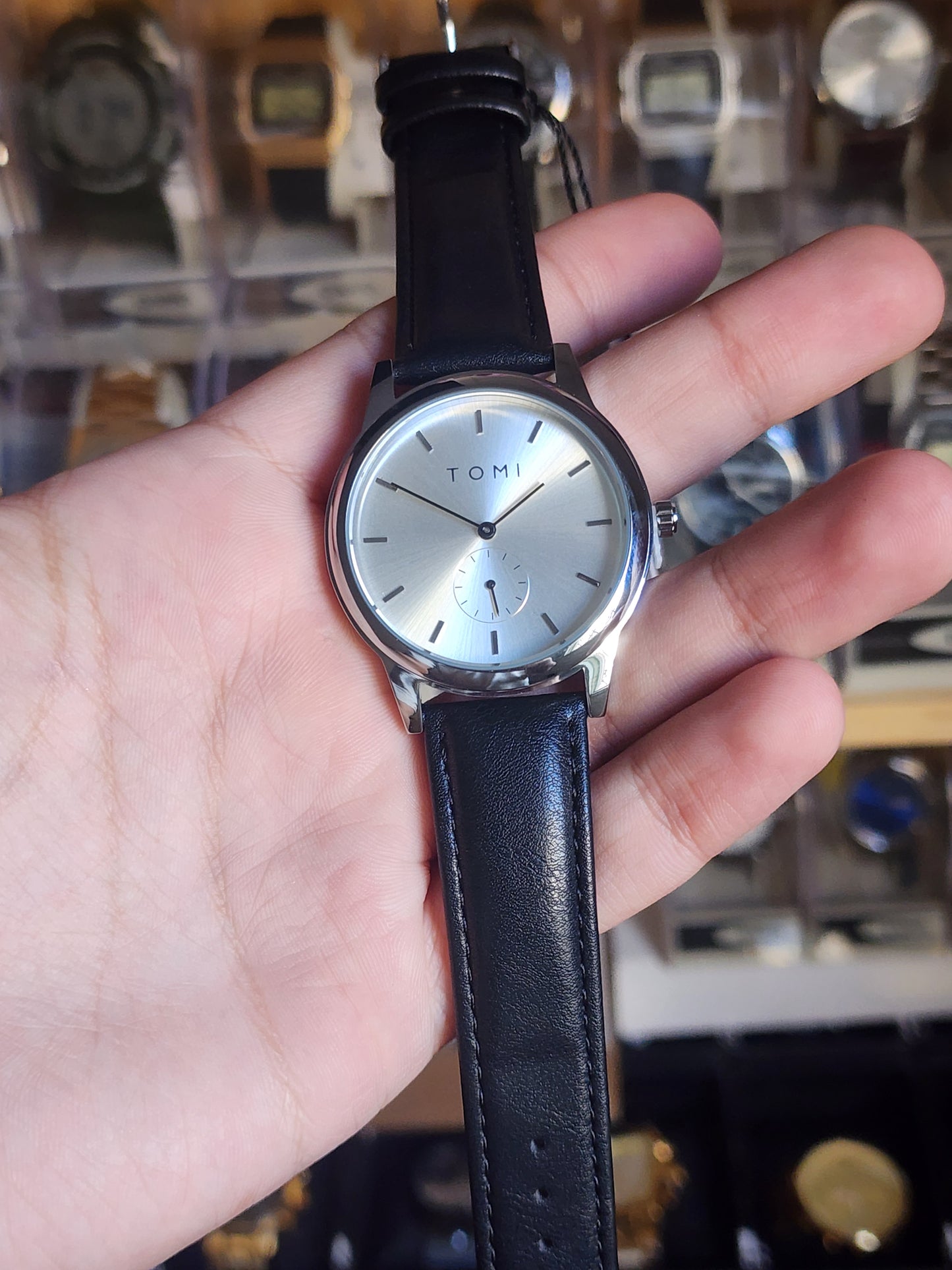 TOMI original black leather silver case