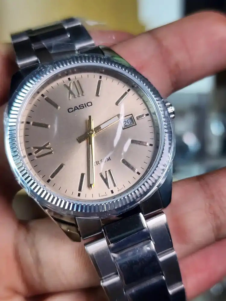 Casio MTP 1302 light beige dial