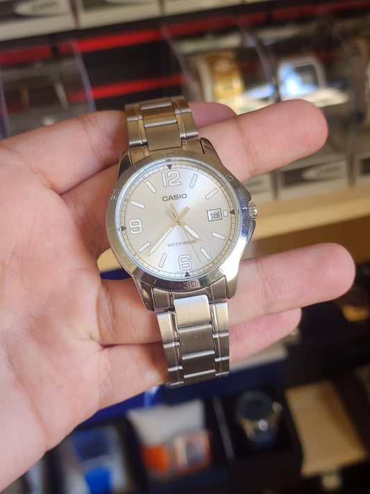 Casio mtp v004 grey dial