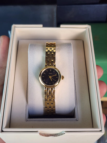 Ieke women round blue dial