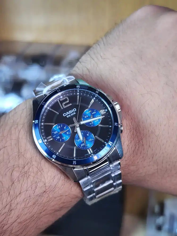 Casio mtp 1374 black blue eyes