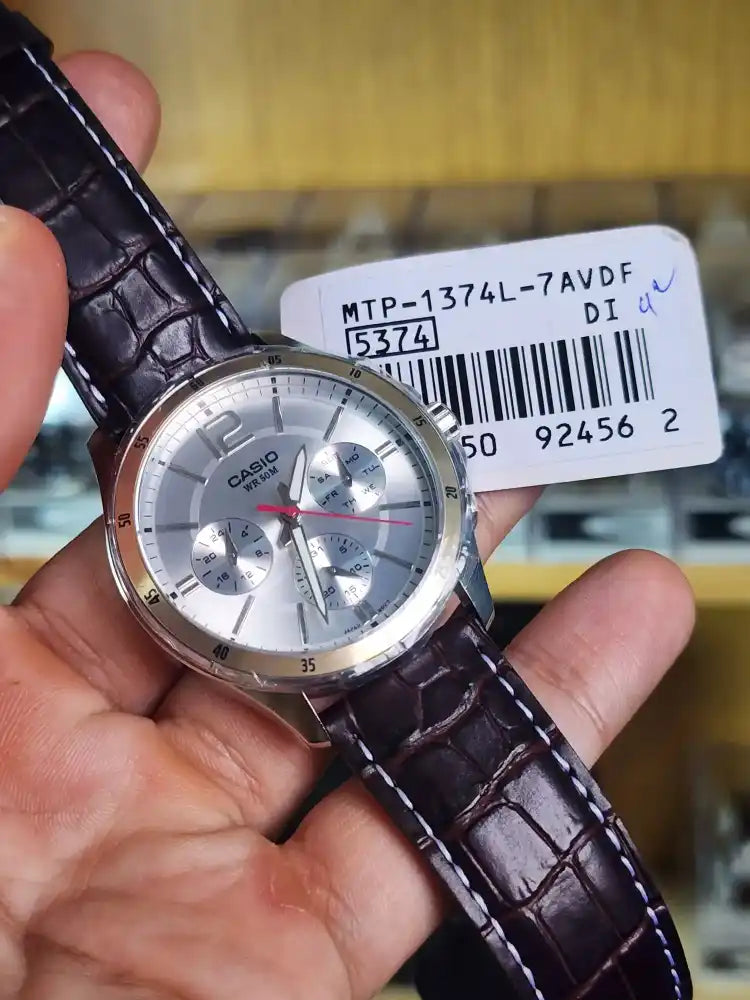 Casio mtp 1374l brown leather vintage
