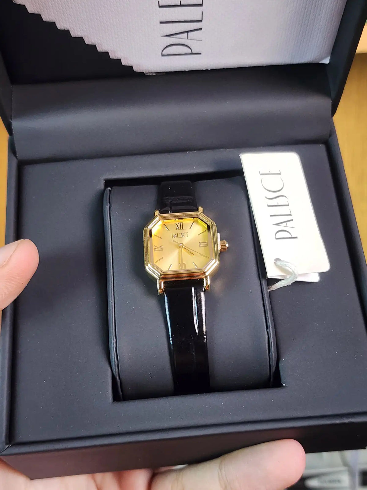 Palesce women vintage black leather gold