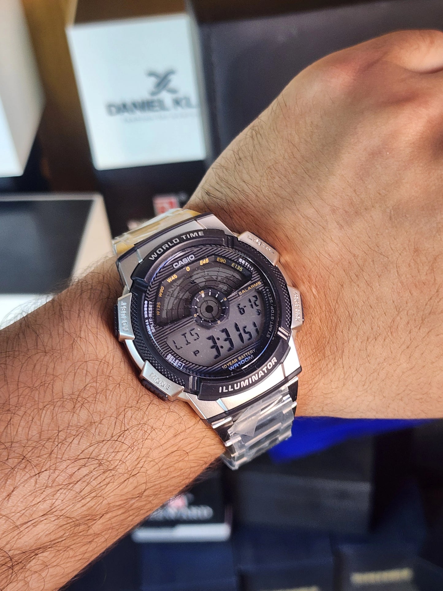 Casio monde AE 1100 WD