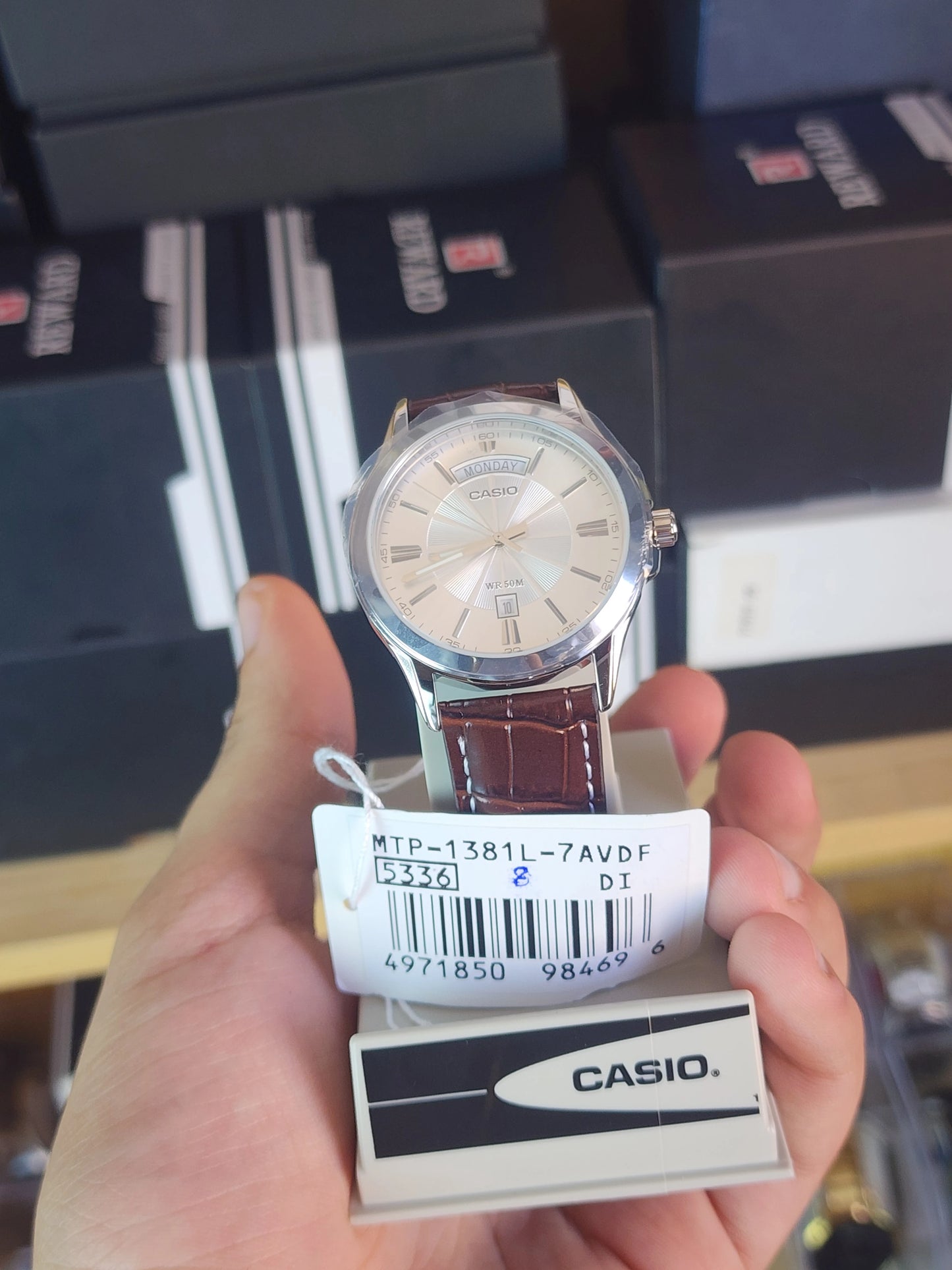 Casio vintage mtp 1381 L
