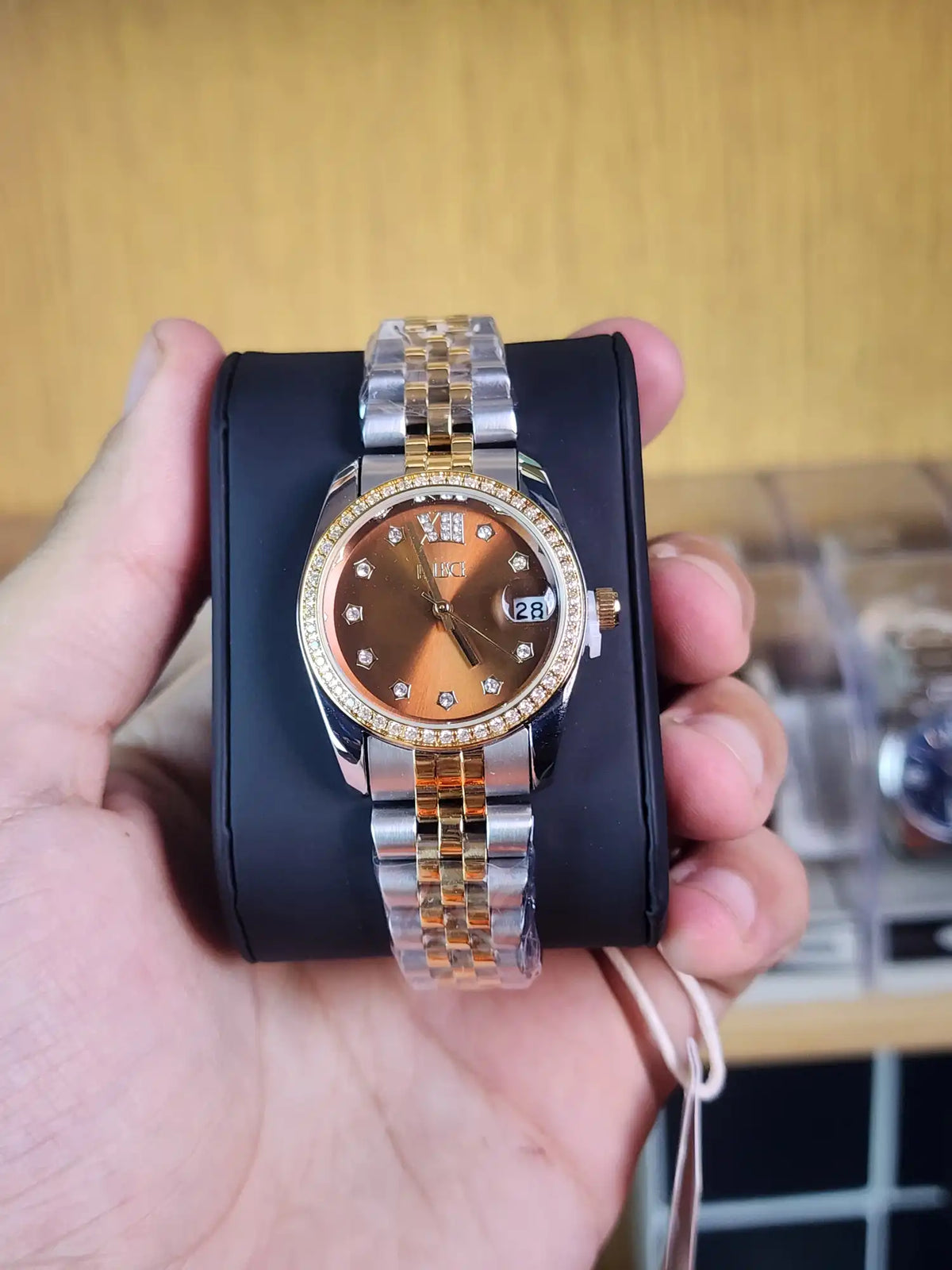 Palesce women brown diamond dial