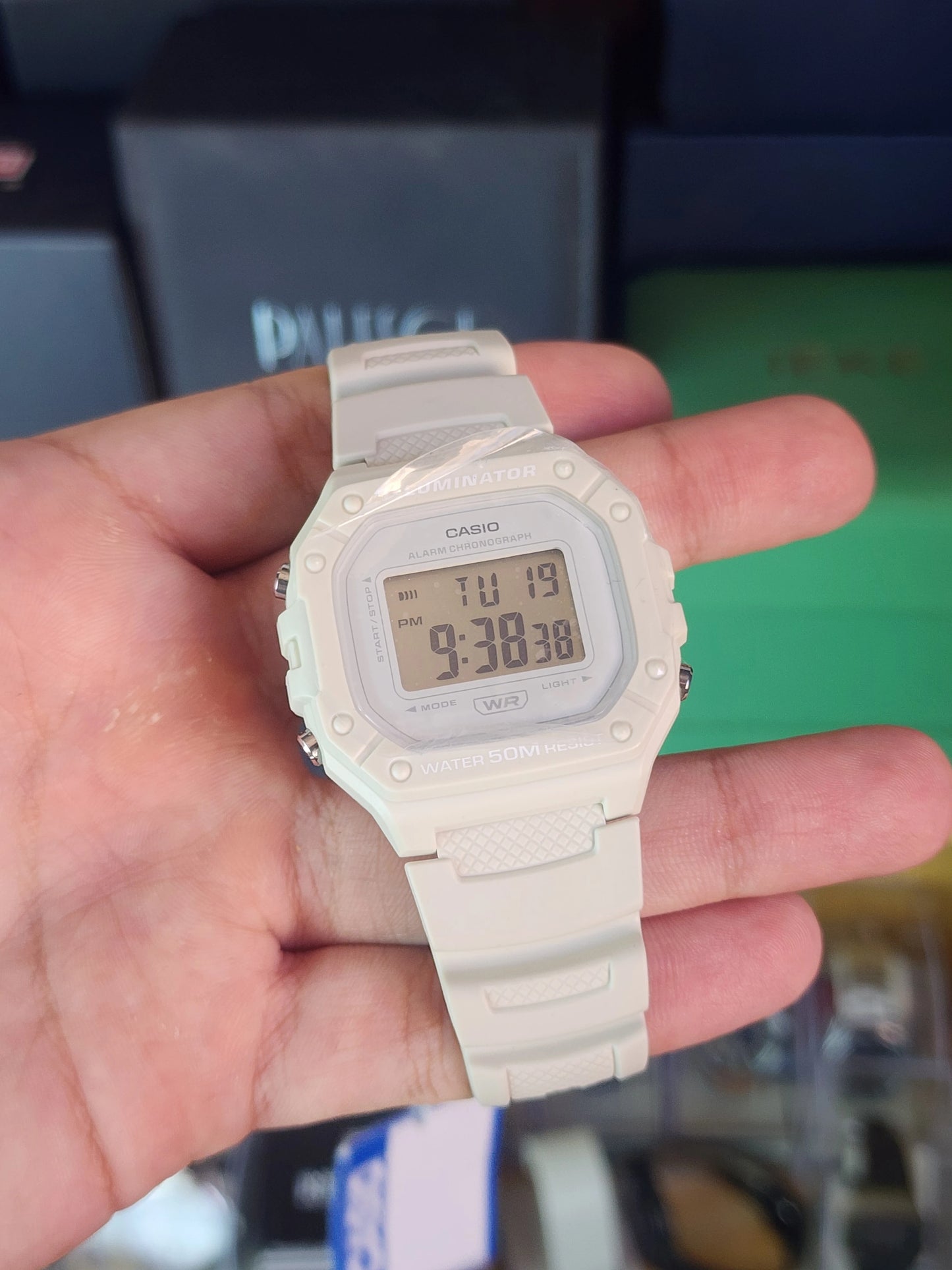 Casio W218 white