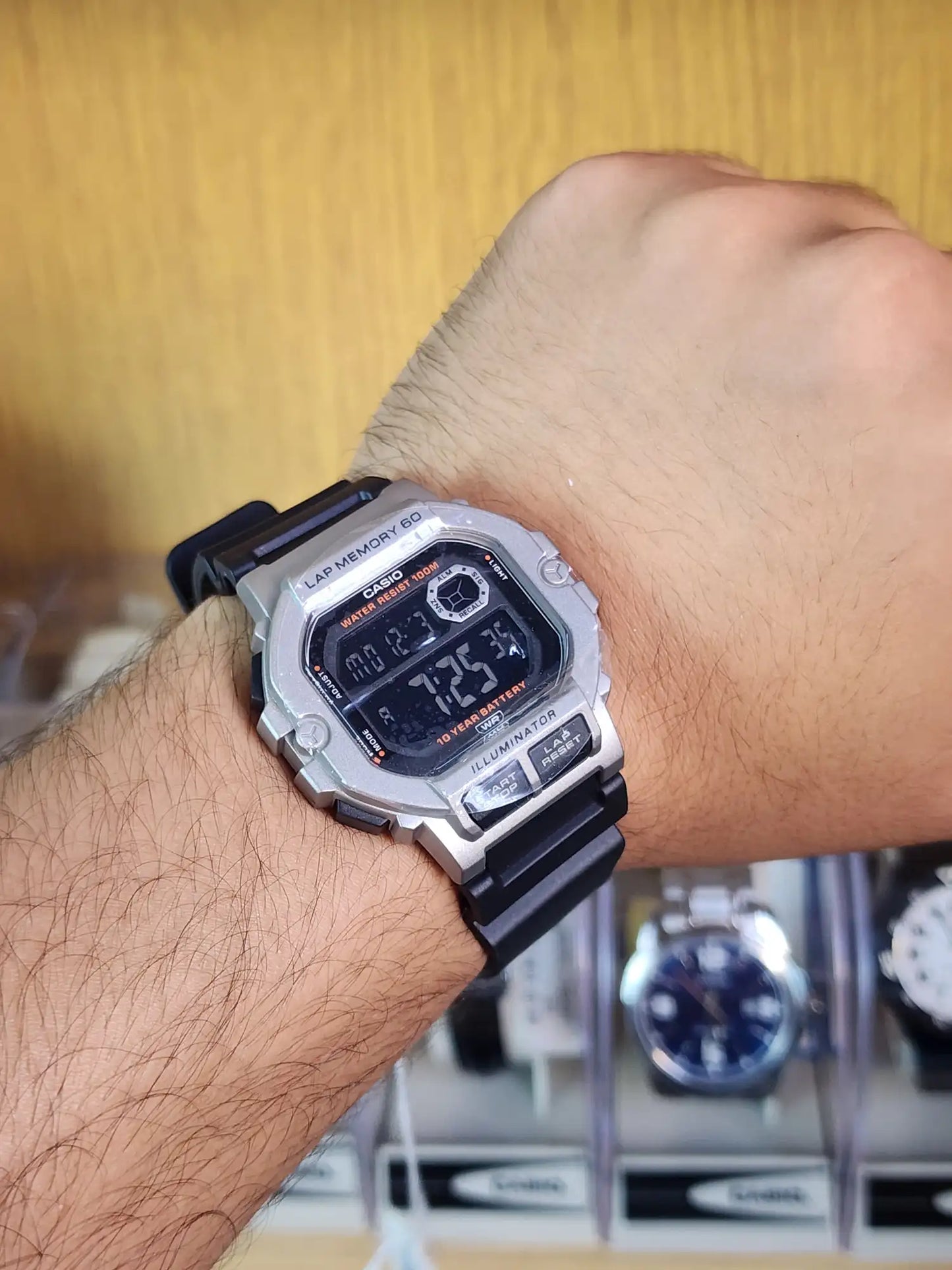 Casio WS 1400