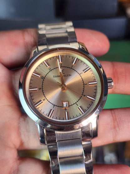 Daniel klein light gild dial