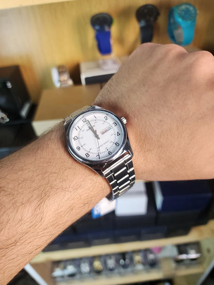 Casio original mtp v006 white dial