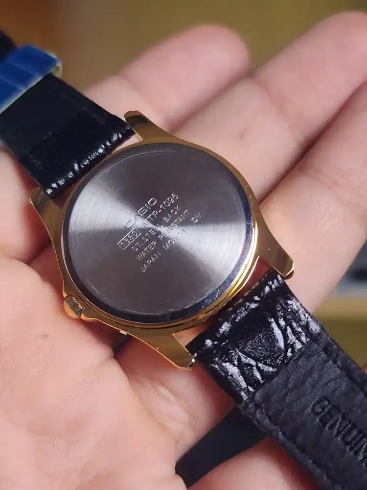Casio mtp 1096G vintage