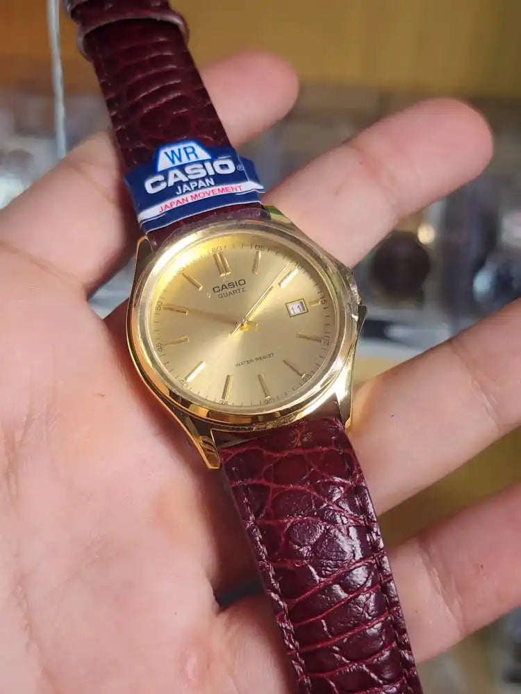 Casio mtp 1183Q vintage gold dial