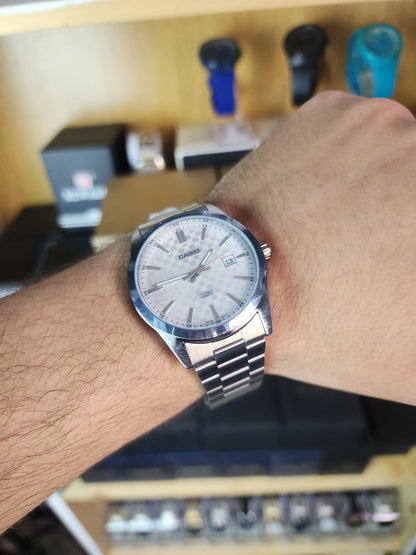 Casio mtp VD03 white chess