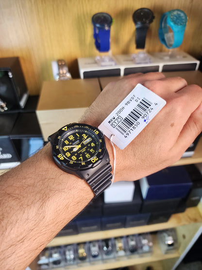 Casio MRW 200H bee