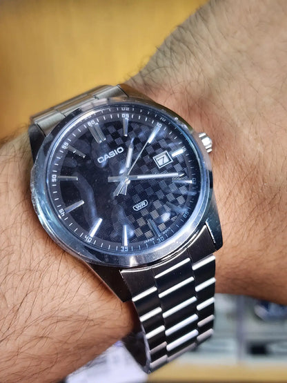Casio MTP vd03 black dial chess
